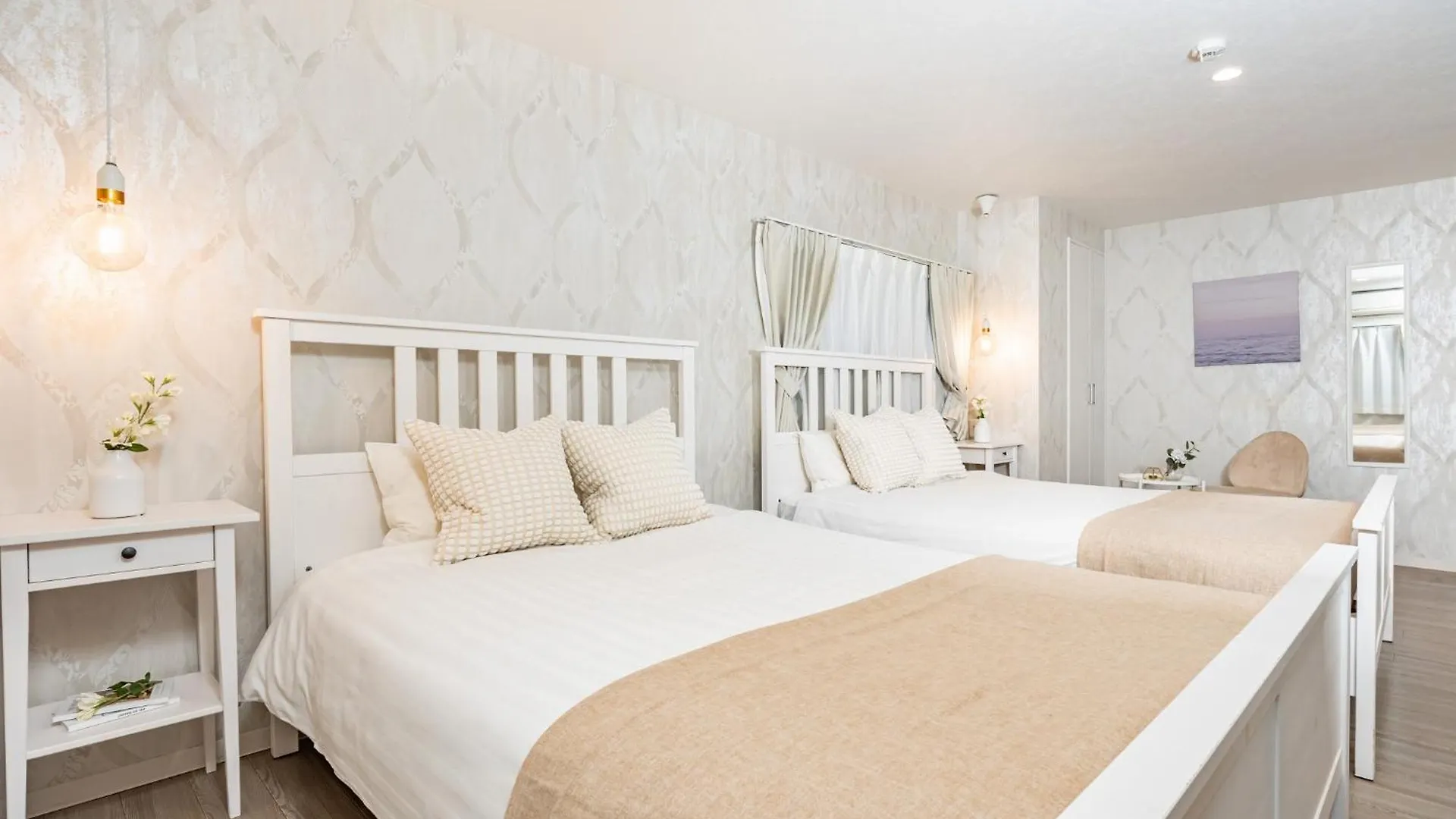 Bijou Suites Granpia Osaka Apartment
